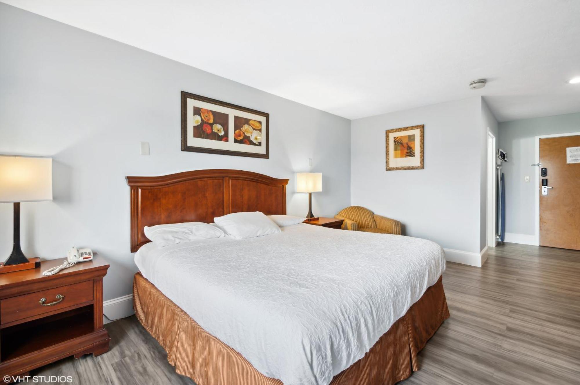 Hometown Hotel 2*