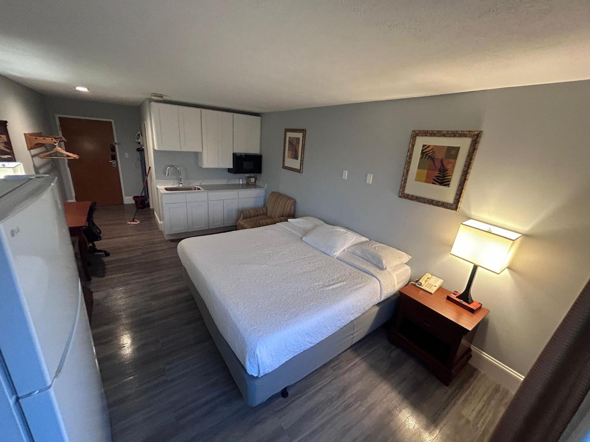 Hotel Hometown 2*